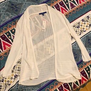 Light weight sweater